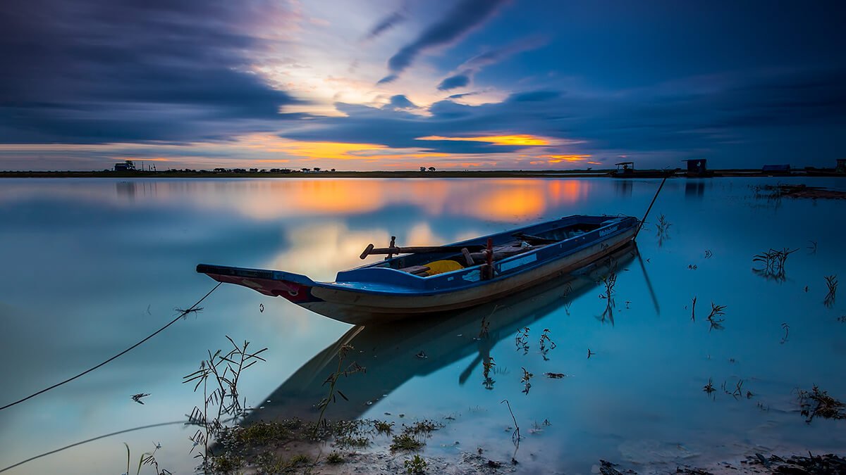 Hồ Dầu Tiếng là hồ nước nhân tạo lớn nhất Việt Nam và Đông Nam Á
